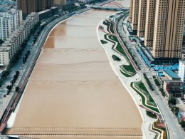 烏魯木齊機場改擴建工程飛行區場道工程 01 標段及圍界附屬工程標段順利通過行業驗收